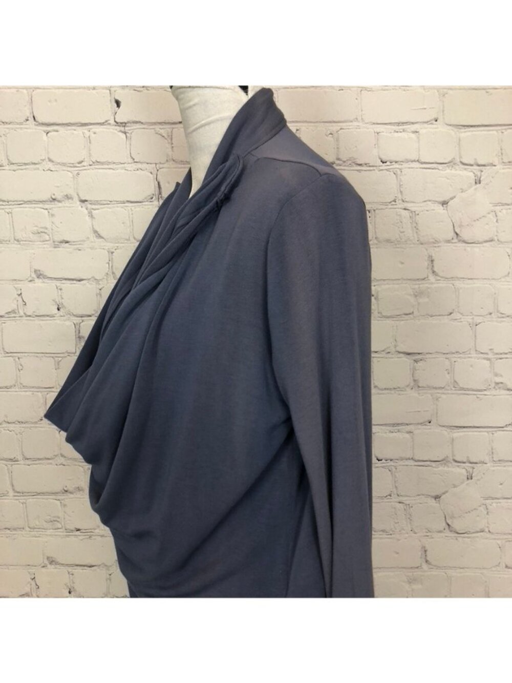 NWT Magnetic Me Starless Night Modal Front Magnetic Drape Cardigan Size XS/S 0-6 - Picture 4 of 10